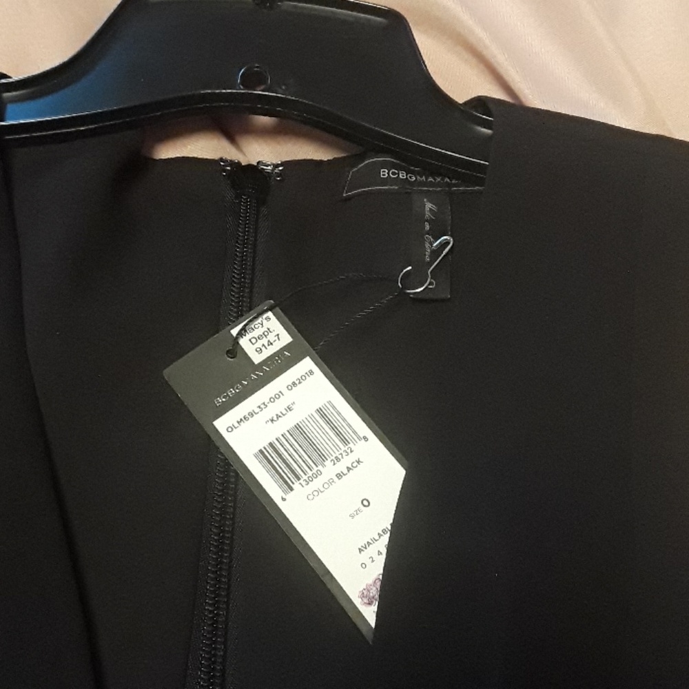 🎁SALE🎁NWT BCBGMAXAZRIA BLACK COCKTAIL DRESS - Picture 7 of 8